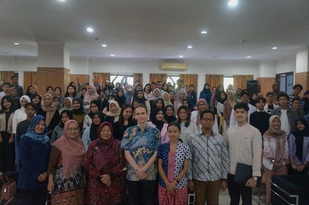 kuliah dosen tamu